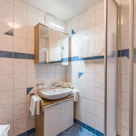 Hofbauer Farm stay *